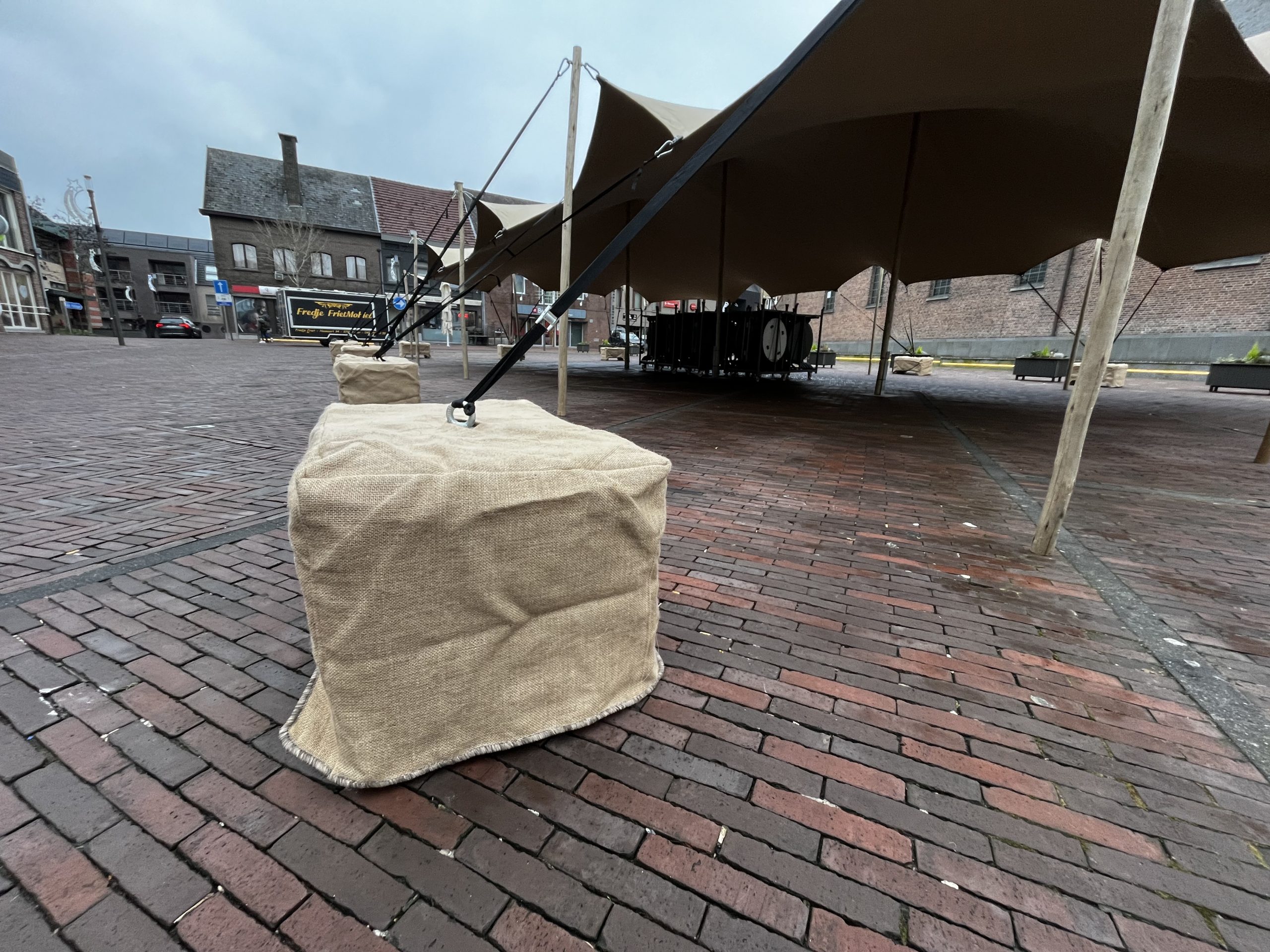 Betonblok 350kg met oog (3).jpeg