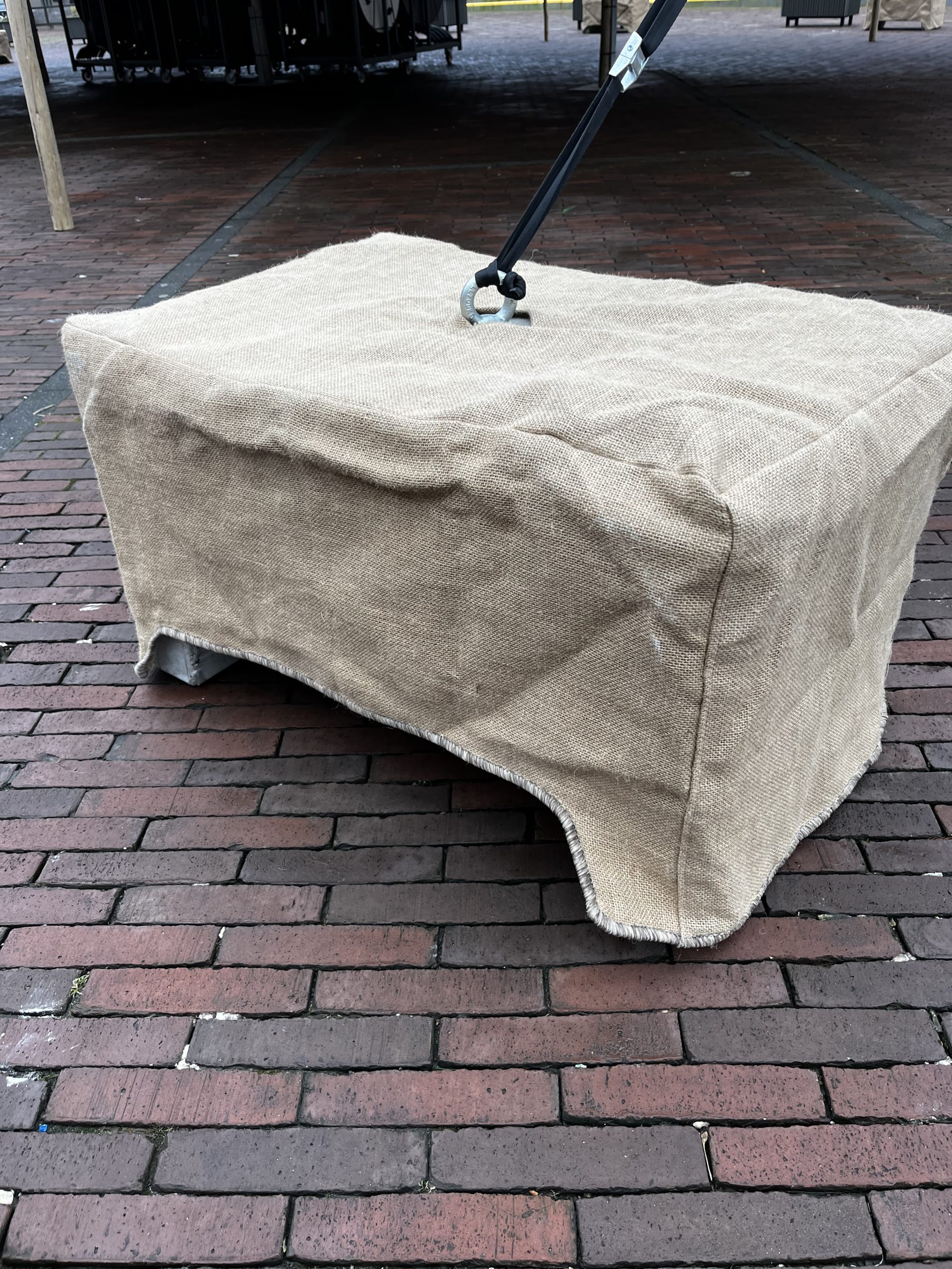Betonblok 350kg met oog (4).jpeg