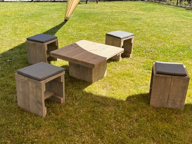 Lounge steigerhout (2).webp