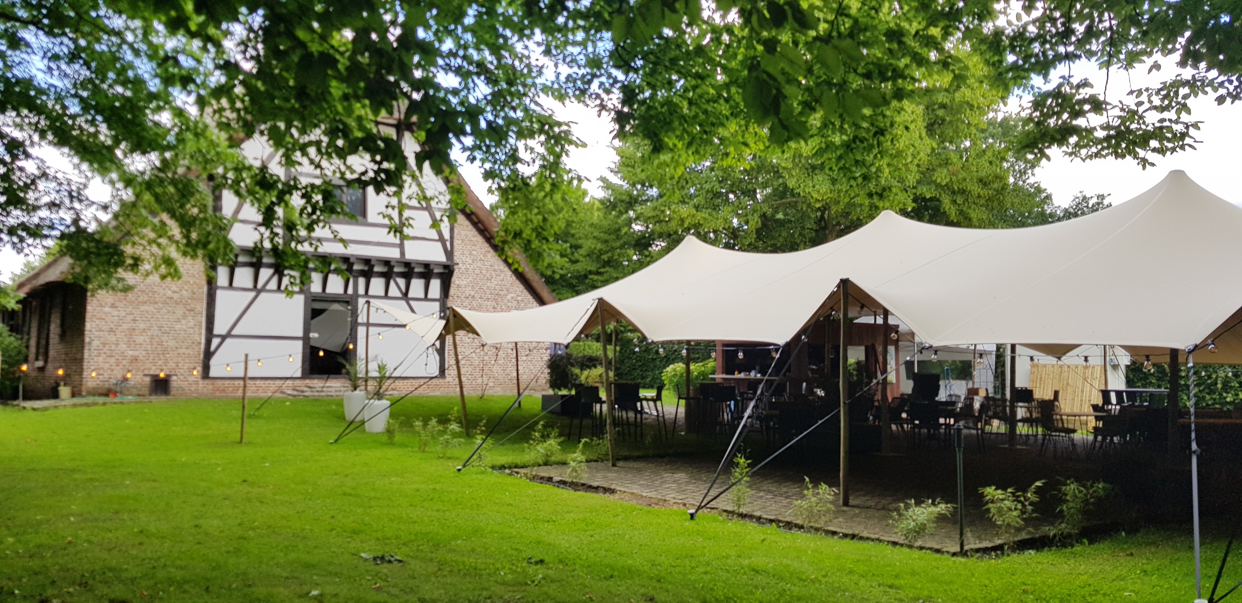 Stretchtent 15x20m (5).jpg