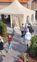 Pagodetent sand 5x5m – koppelbaar tot groter (2).jpg